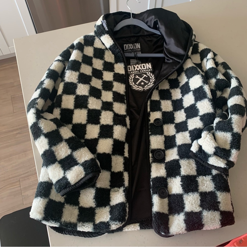 Dixxon Womens Medium Fleece Black and White Checkered Jacket ~Brand New